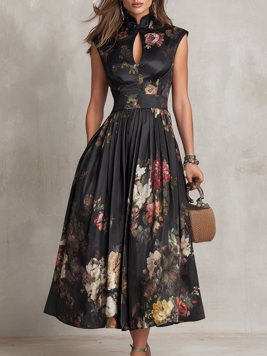 Violaine | Robe Midi Noire en Satin Plissé à Imprimé Floral