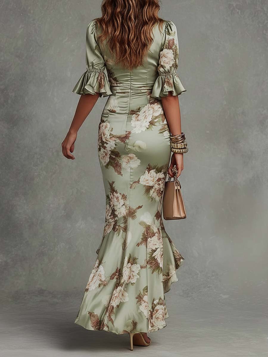 Anne | Robe Longue Asymétrique en Satin Vert à Col V et Imprimé Floral